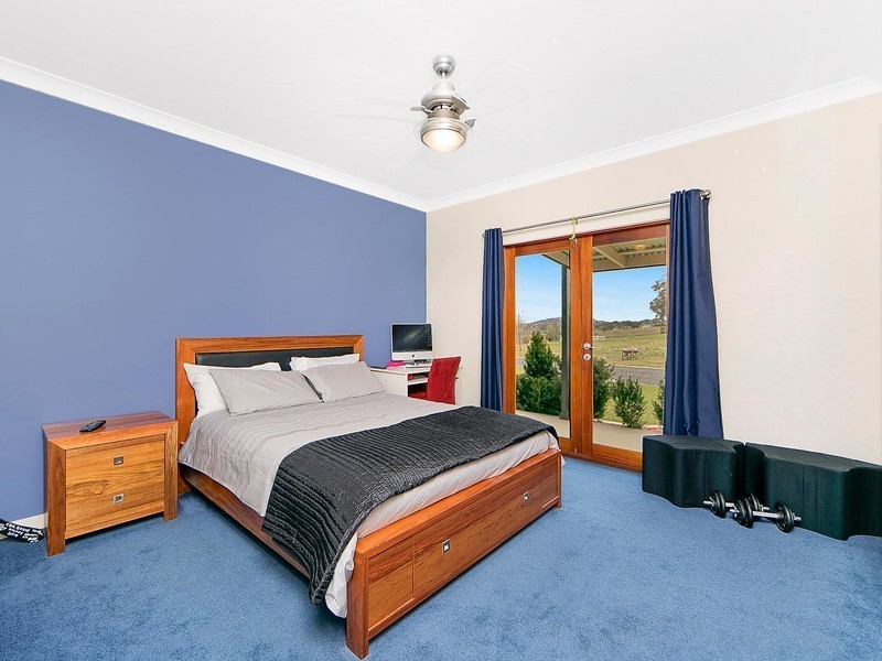 11 Eucalypt Place, Royalla NSW 2620