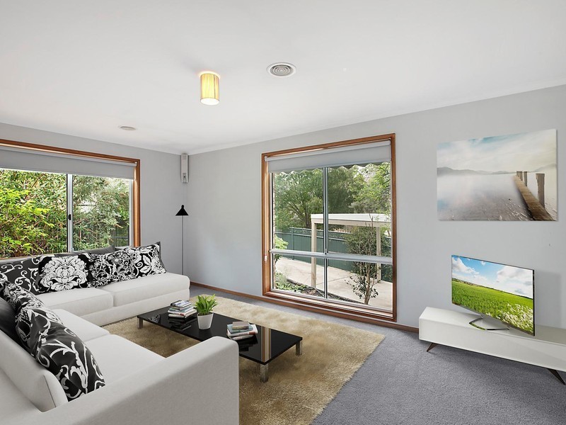 2/51 Bellchambers Crescent, Banks ACT 2906