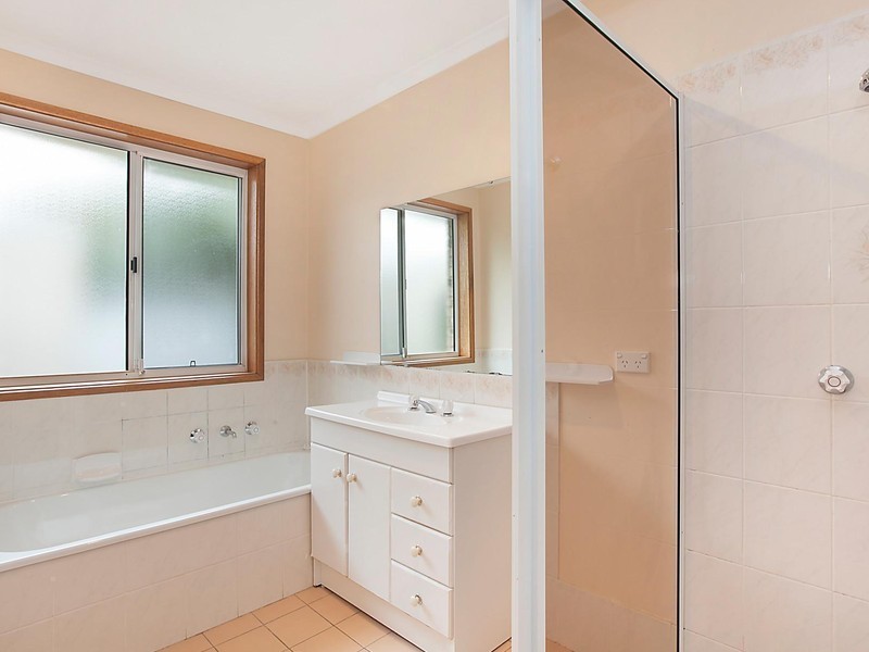 2/51 Bellchambers Crescent, Banks ACT 2906