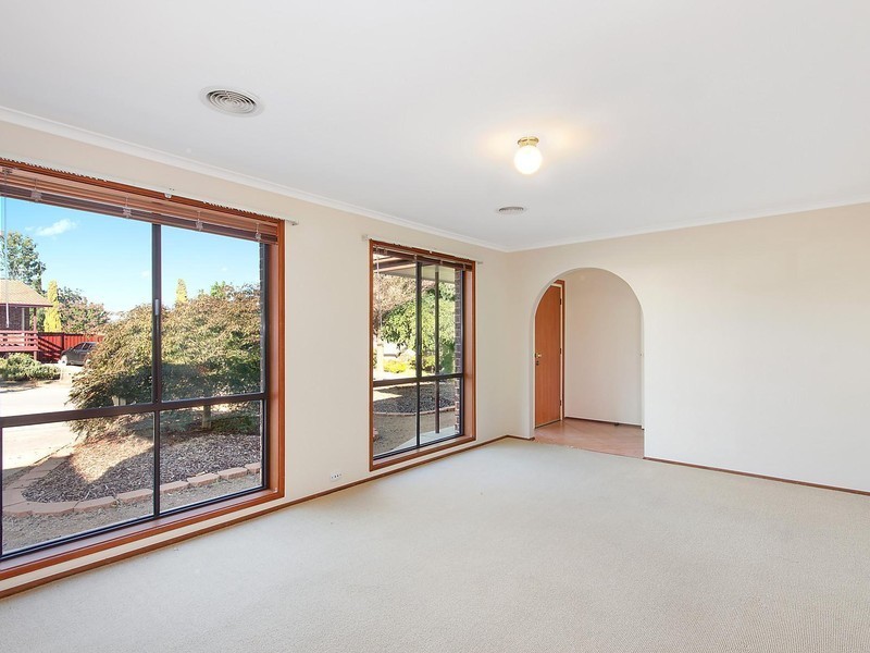 48 Couchman Crescent, Chisholm ACT 2905