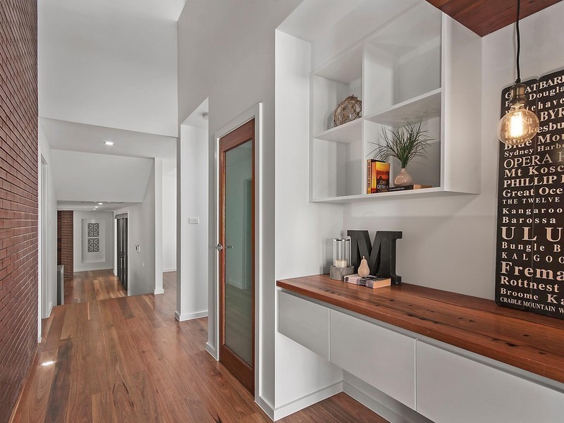 20 Cocoparra Crescent, Crace ACT 2911