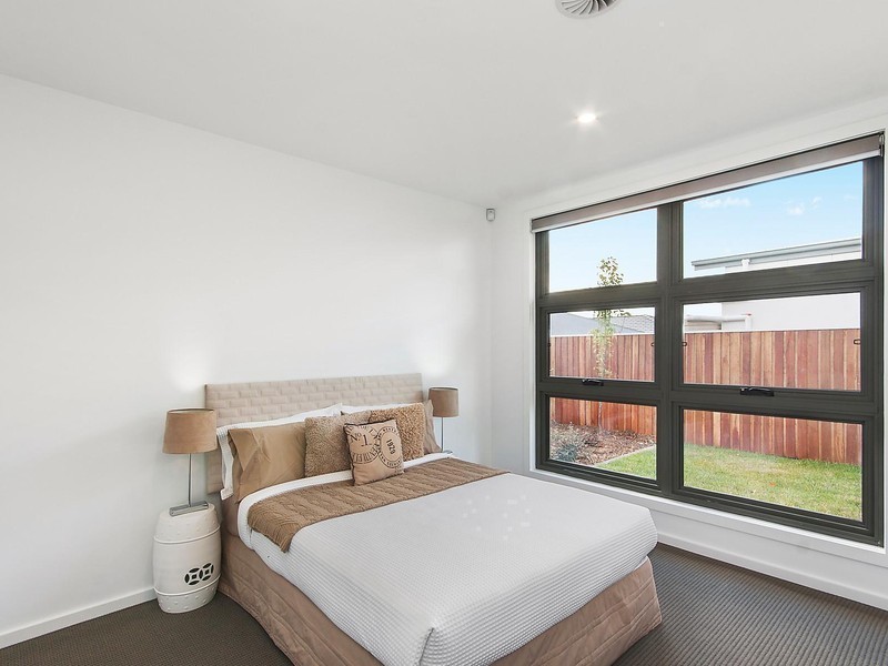 20 Cocoparra Crescent, Crace ACT 2911