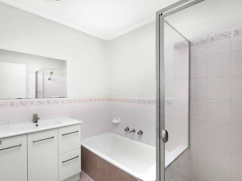 10/6 Kemsley Place, Pearce ACT 2607