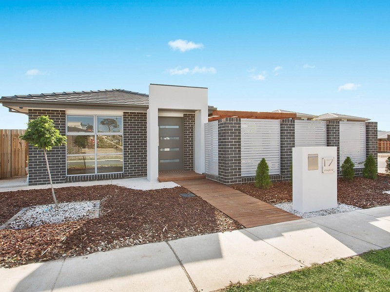 17 Irinyili Street, Bonner ACT 2914