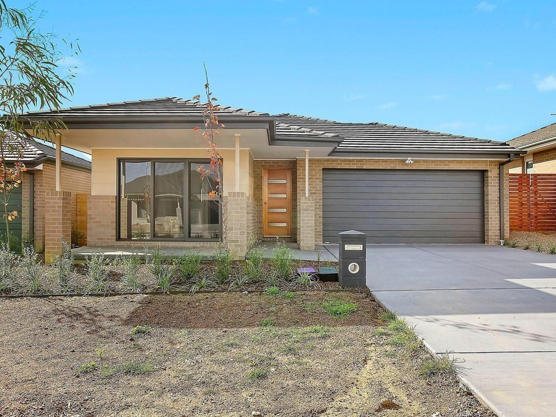 5 Metcalf Street, Googong NSW 2620