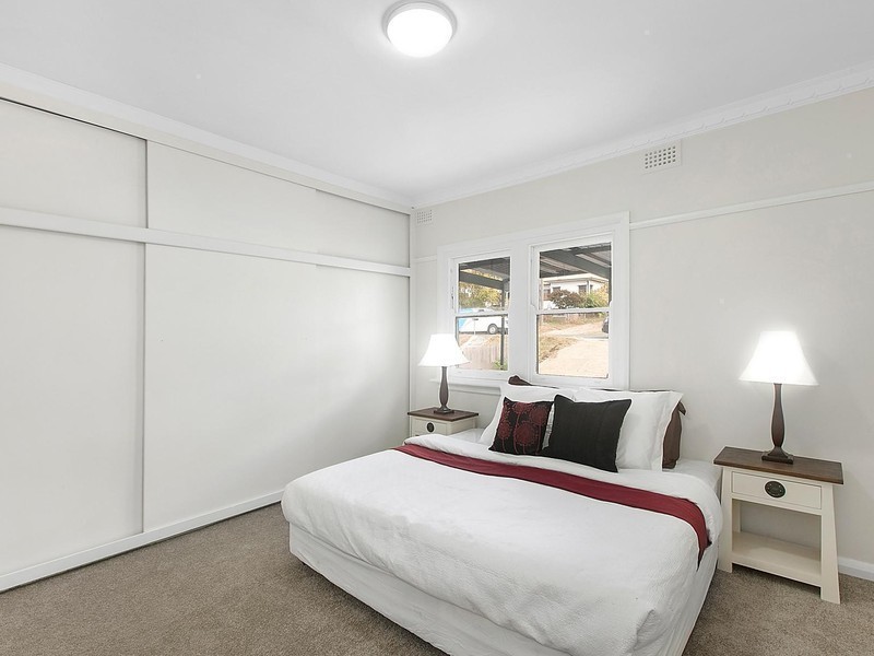 28 McIntosh Street, Queanbeyan NSW 2620