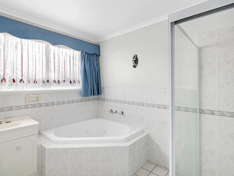 32 Allumba Street, Queanbeyan NSW 2620