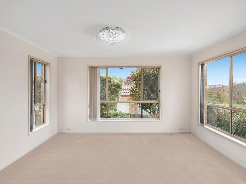 14 Guginya Crescent, Ngunnawal ACT 2913