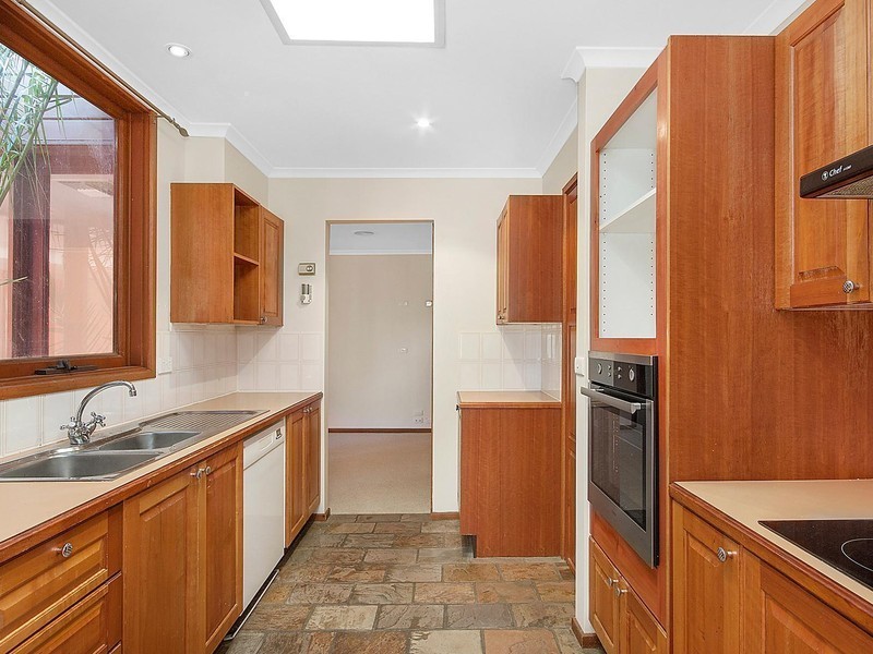 28 Cuthbertson Crescent, Oxley ACT 2903