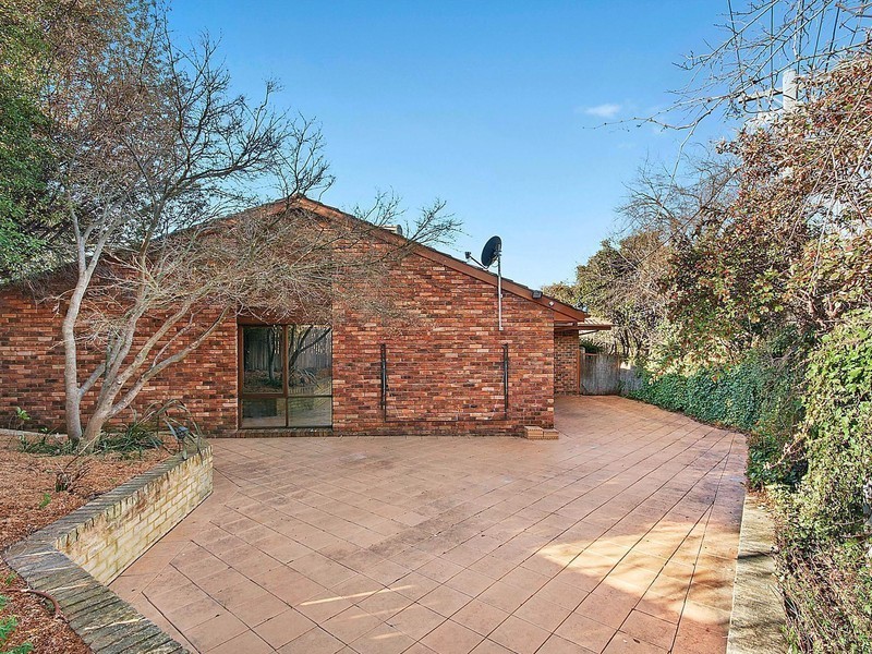 28 Cuthbertson Crescent, Oxley ACT 2903