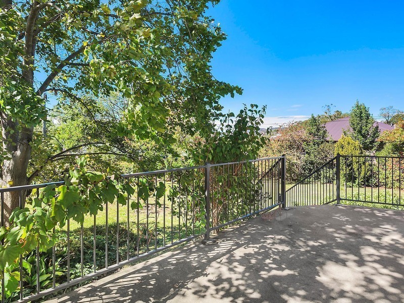 35 McLaren Crescent, Pearce ACT 2607