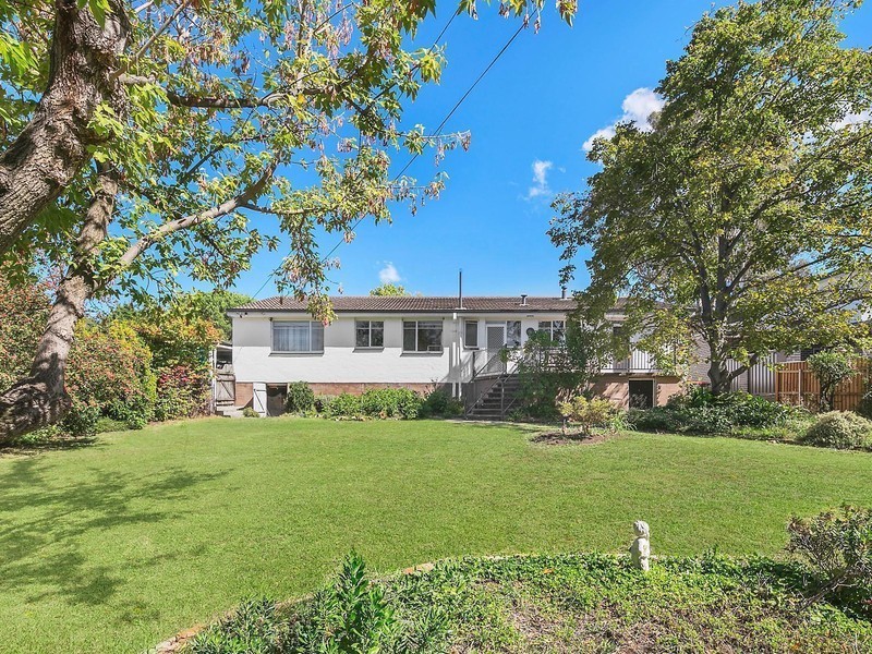 35 McLaren Crescent, Pearce ACT 2607