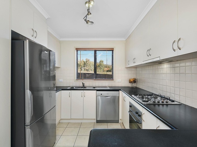 15 Coora Place, Jerrabomberra NSW 2619