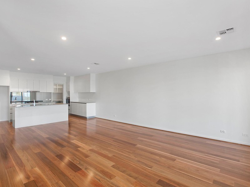 34 Eggleston Crescent, Chifley ACT 2606