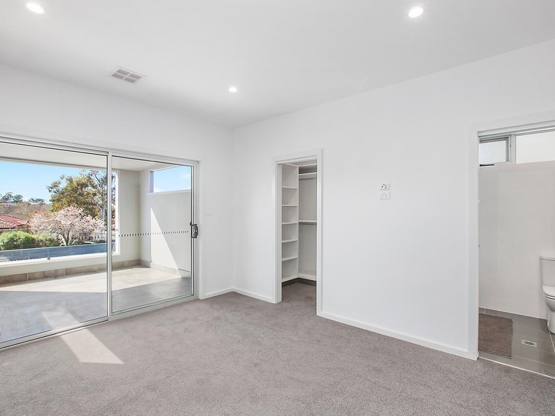 34 Eggleston Crescent, Chifley ACT 2606