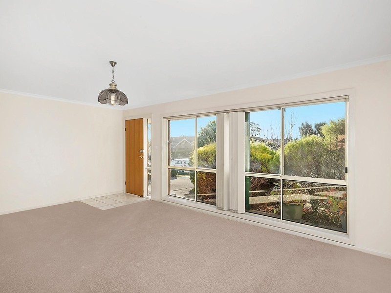 16 Brudenell Drive, Jerrabomberra NSW 2619