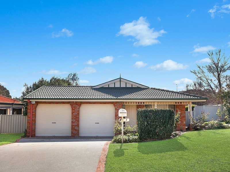 1 Thomas Royal Gardens, Queanbeyan East NSW 2620