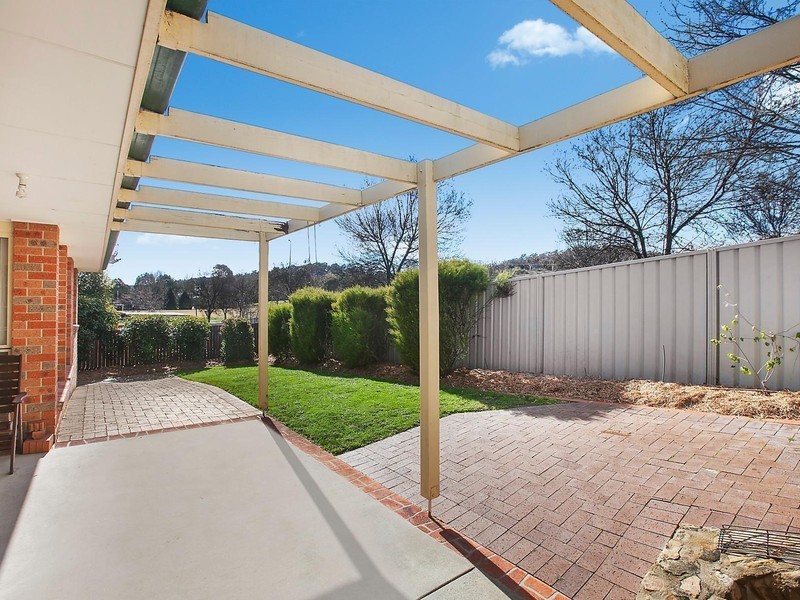 1 Thomas Royal Gardens, Queanbeyan East NSW 2620
