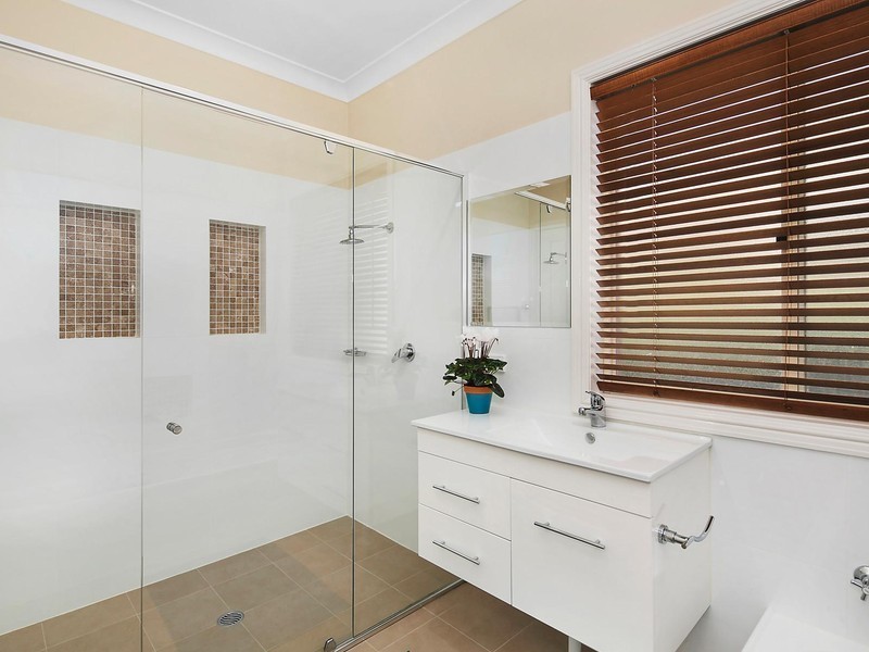 1 Ling Place, Queanbeyan NSW 2620