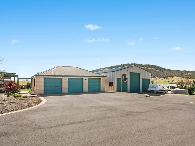 4 Settlers Road, Royalla NSW 2620