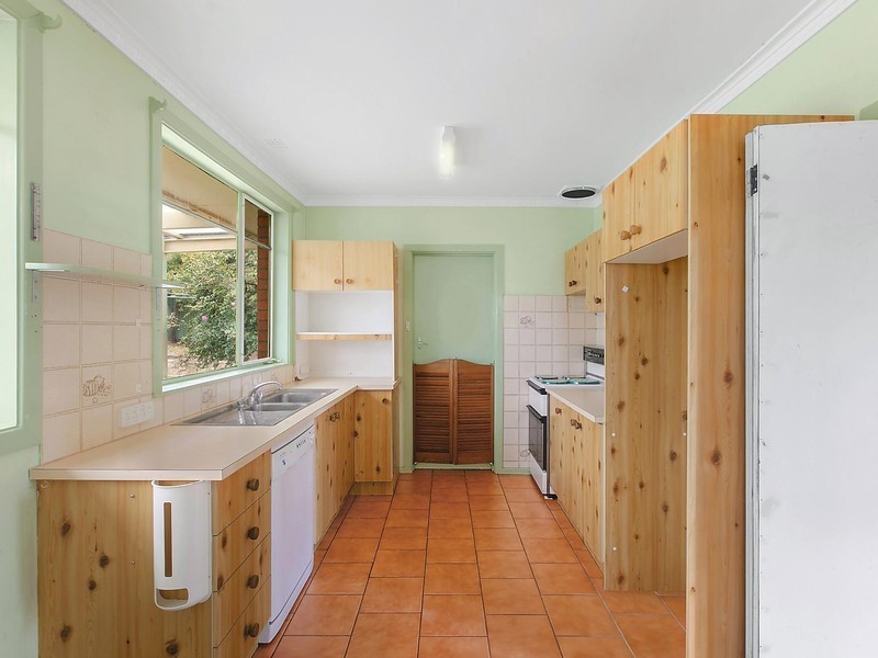 7 Huon Place, Lyons ACT 2606