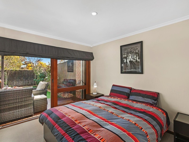 1 Dugdale Street, Cook ACT 2614