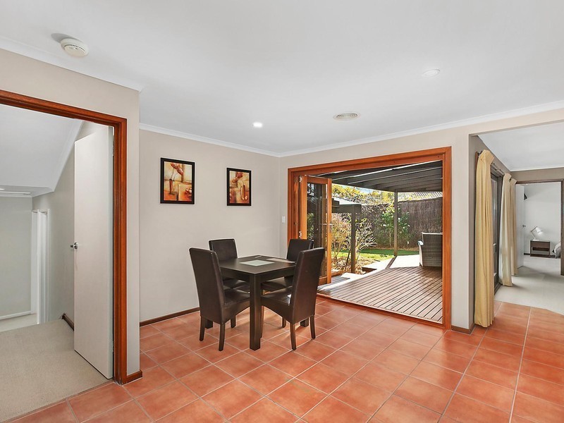 1 Dugdale Street, Cook ACT 2614