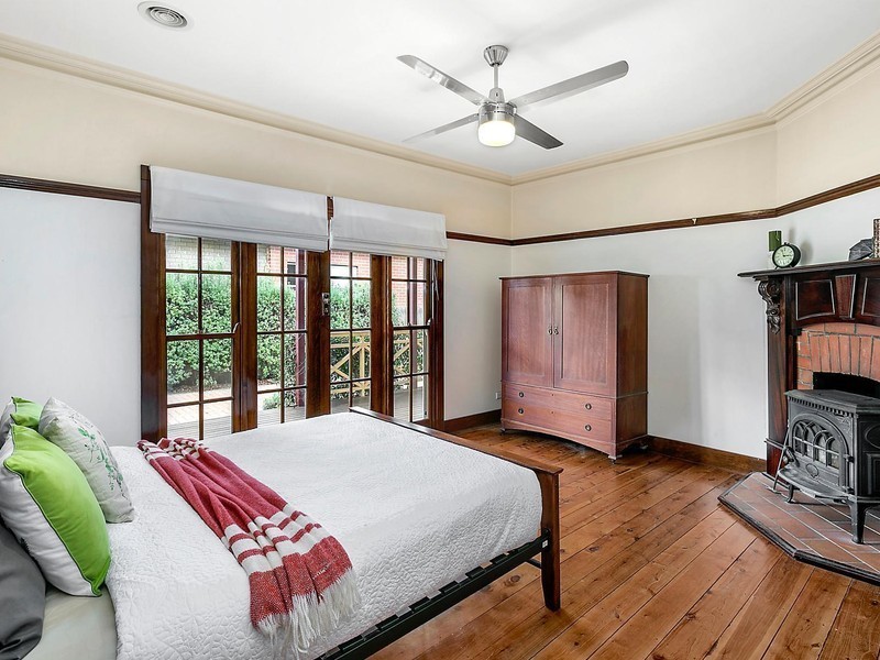 9 Hirst Avenue, Queanbeyan NSW 2620