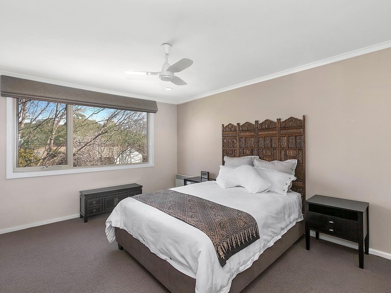 129 Lambrigg Street, Farrer ACT 2607