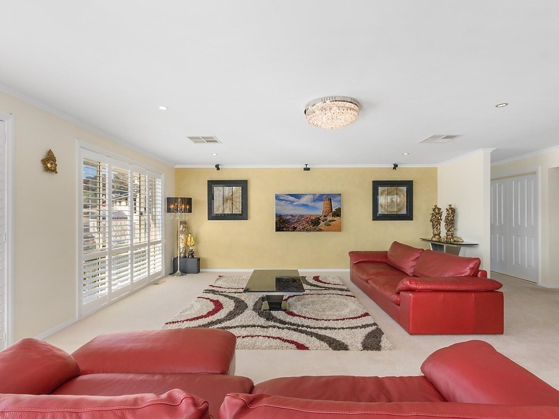 4 Evan Place, Jerrabomberra NSW 2619