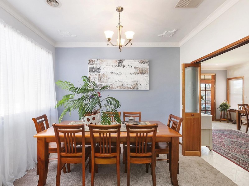 6 Cunningham Street, Queanbeyan NSW 2620