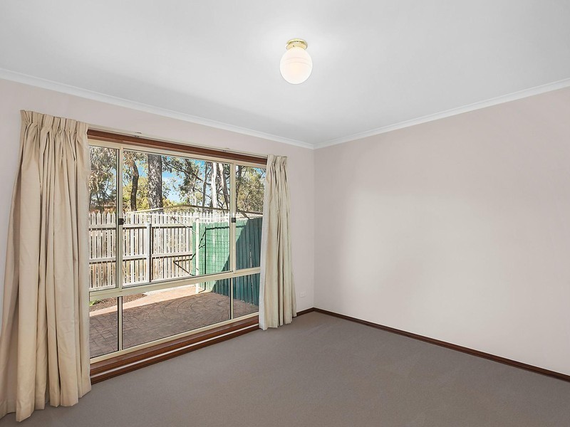 8/72 Brudenell Drive, Jerrabomberra NSW 2619