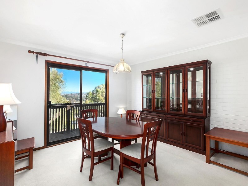 14 Hallen Close, Phillip ACT 2606