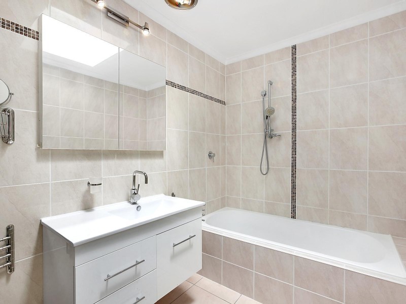 14 Hallen Close, Phillip ACT 2606