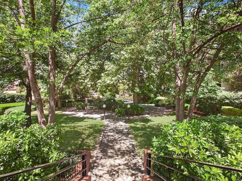 105/5 Empire Circuit, Forrest ACT 2603