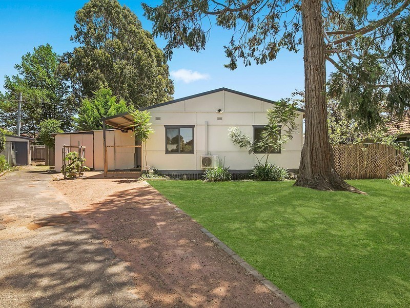 18 Marlee Place, Narrabundah ACT 2604