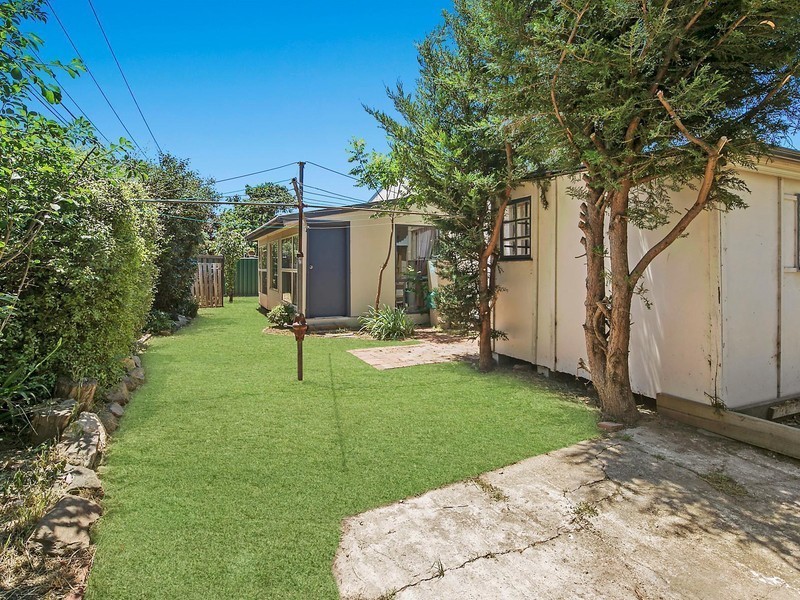 18 Marlee Place, Narrabundah ACT 2604