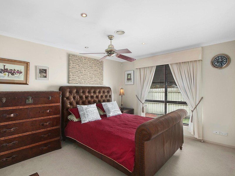 51 Oxenham Circuit, Gordon ACT 2906