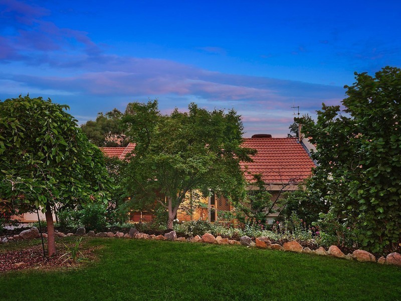 52 Charterisville Avenue, Conder ACT 2906