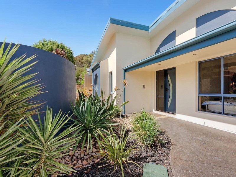 4 Kallista Place, Conder ACT 2906