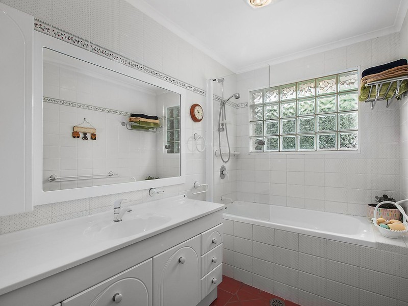 30 Max Henry Crescent, Macarthur ACT 2904