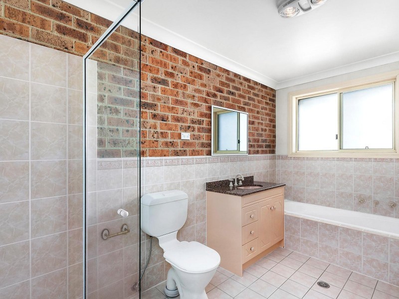 4/25 Uriarra Road, Queanbeyan NSW 2620