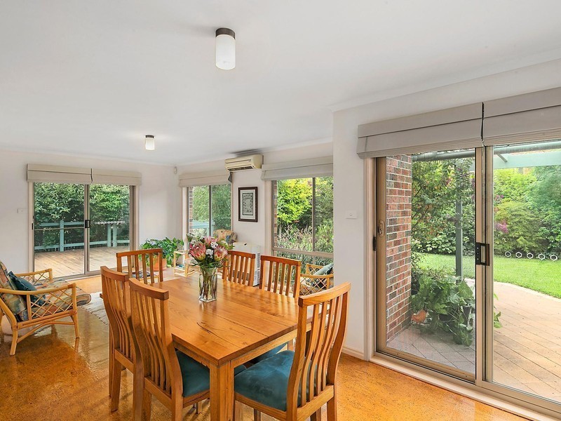 16 Allumba Street, Queanbeyan West NSW 2620