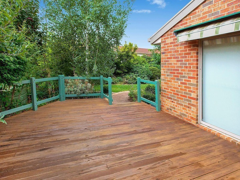 16 Allumba Street, Queanbeyan West NSW 2620