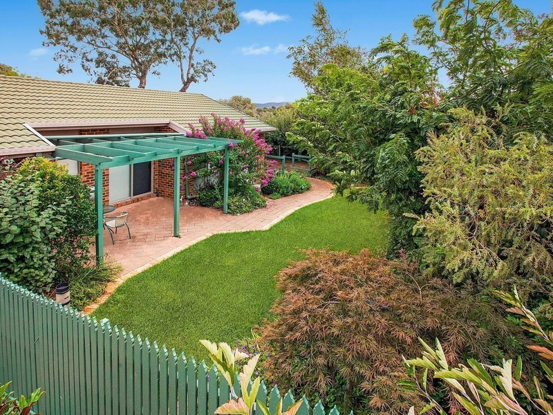 16 Allumba Street, Queanbeyan West NSW 2620