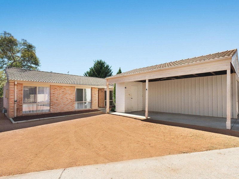 4/24 Beazley Street, Calwell ACT 2905