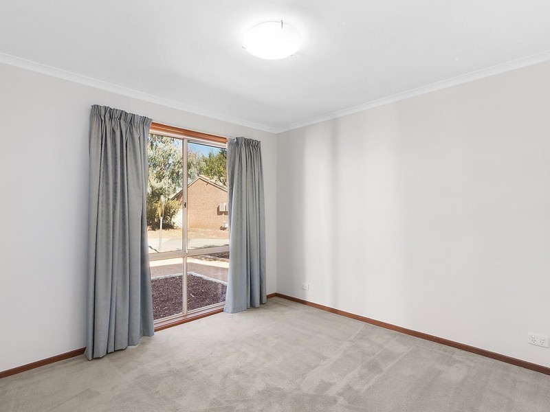4/24 Beazley Street, Calwell ACT 2905