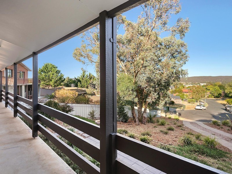 11 Kaye Place, Crestwood NSW 2620