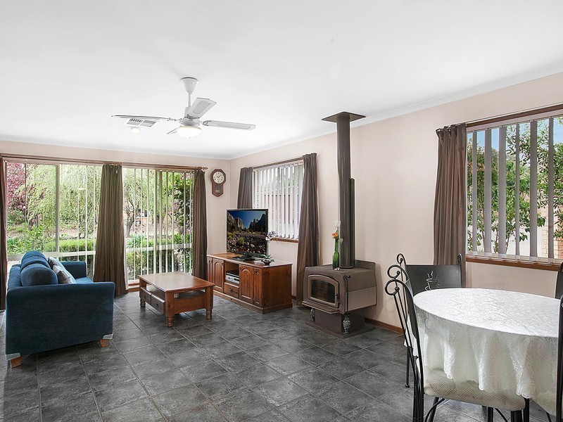 2 Eales Place, Kambah ACT 2902