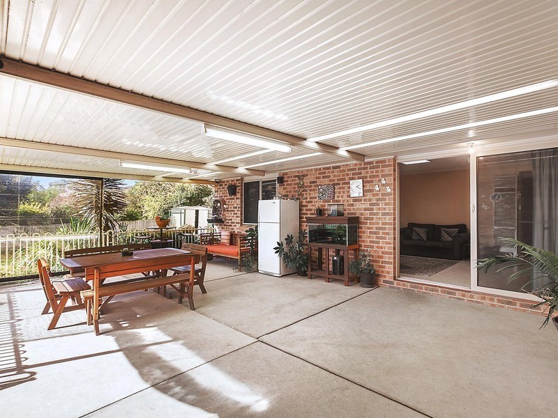 137 Bicentennial Drive, Jerrabomberra NSW 2619